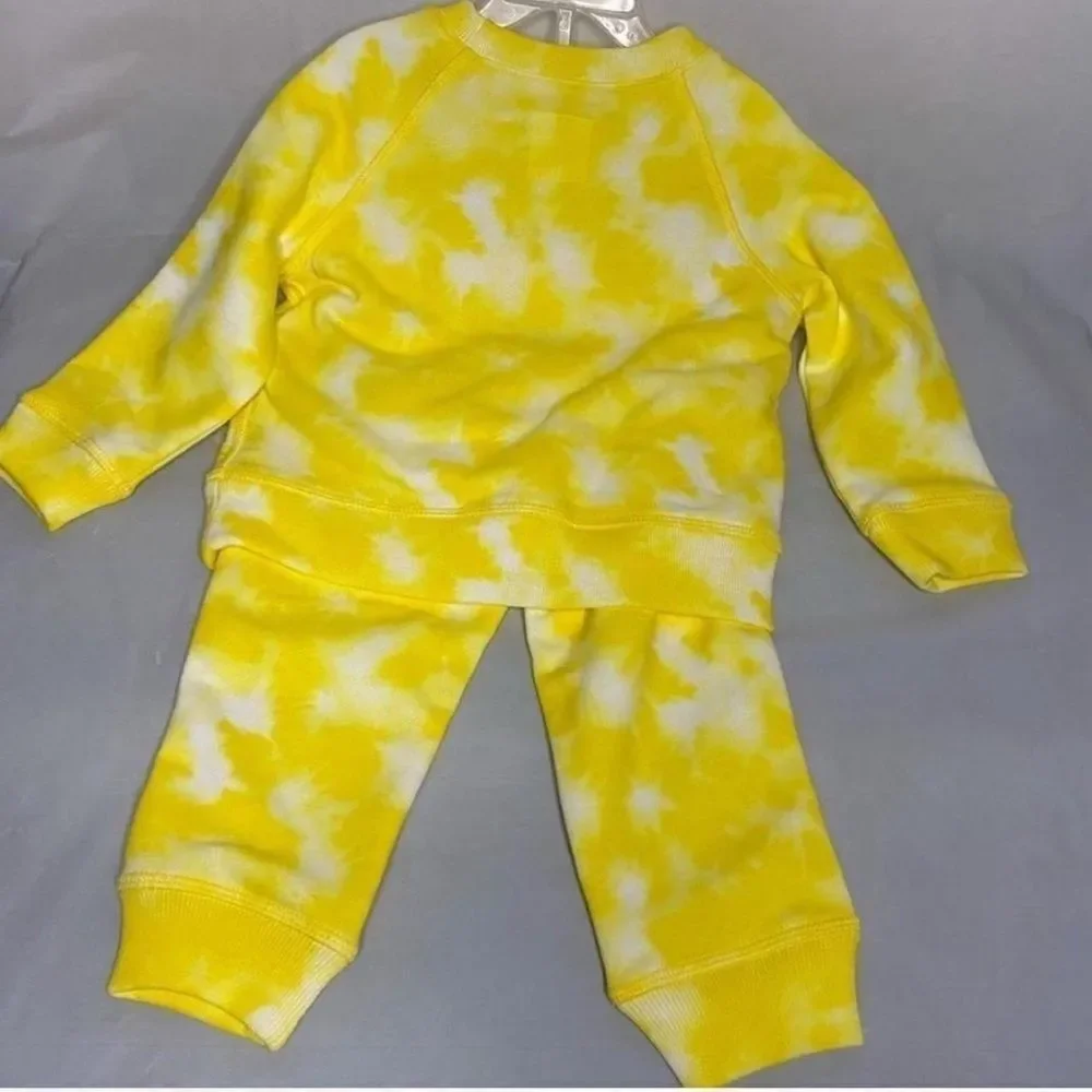 Baby Gap yellow tie dye jogger set